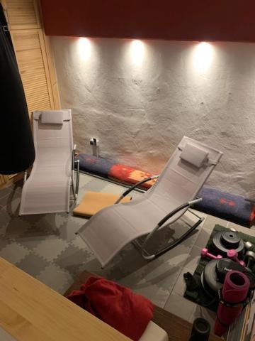 Behagliche Ferienwohnung Im Siebengebirge Koenigswinter Luaran gambar